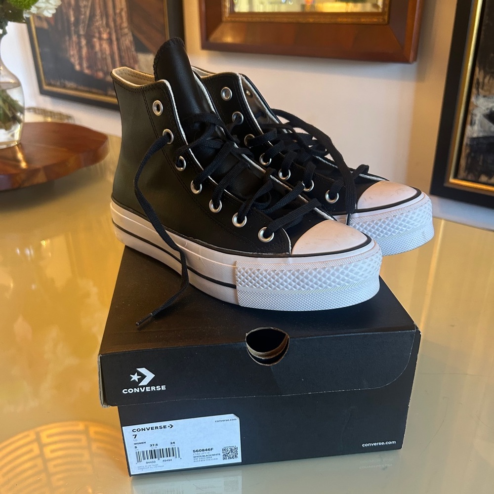 Chuck Taylor All Star Leather Lift High-Top Platform